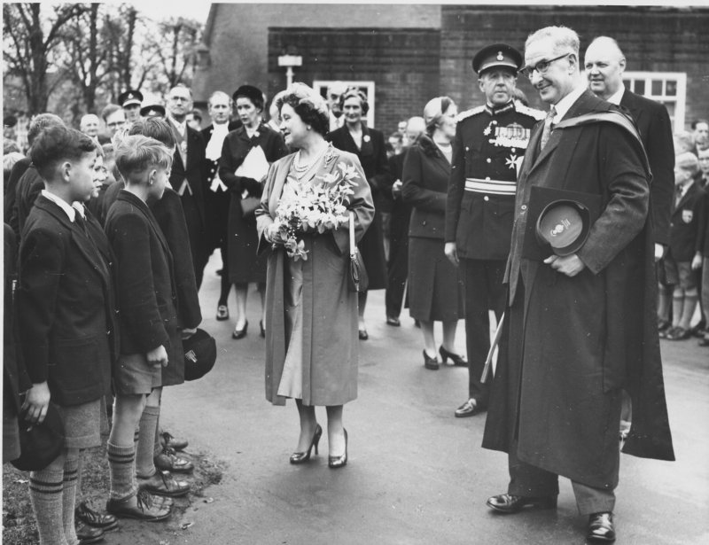 1958, The Queen Mother's Visit